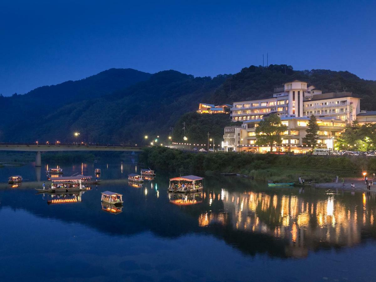 岩国市扣库赛䕋光酒店 外观 照片